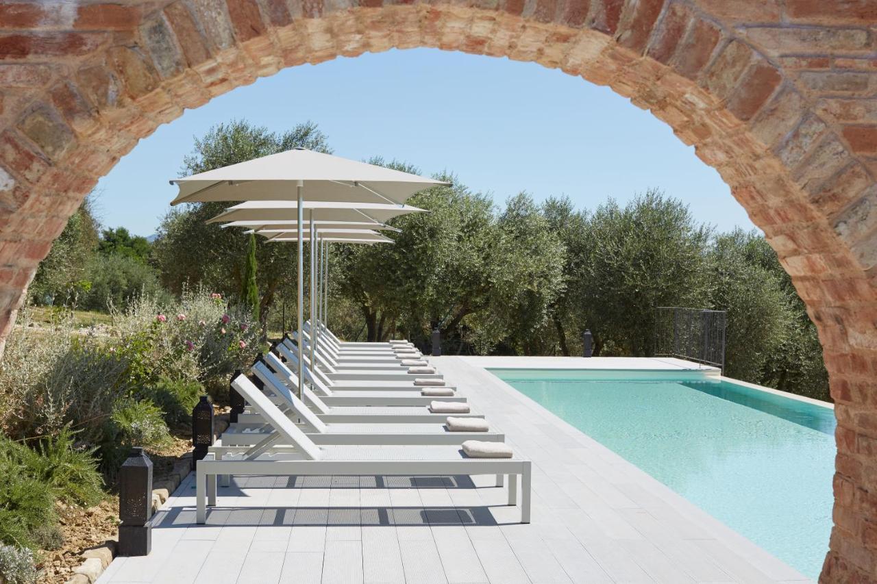 Borgo 69 Villas & Suites Foiano Della Chiana Exteriör bild
