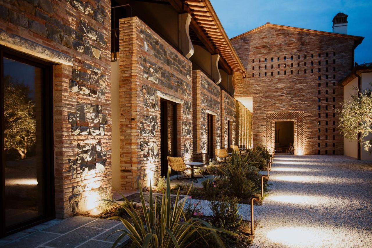 Borgo 69 Villas & Suites Foiano Della Chiana Exteriör bild
