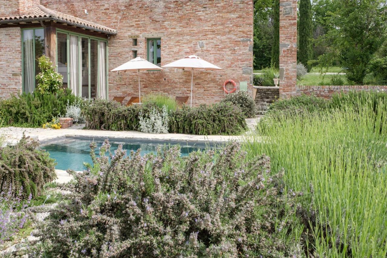 Borgo 69 Villas & Suites Foiano Della Chiana Exteriör bild