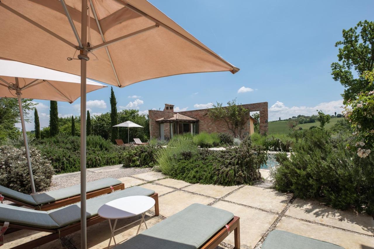 Borgo 69 Villas & Suites Foiano Della Chiana Exteriör bild